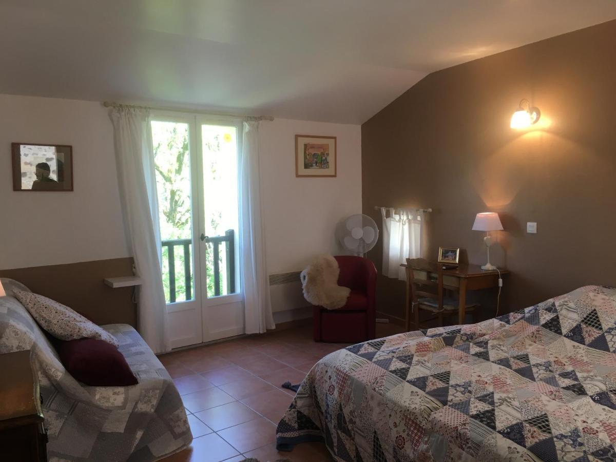 La Ferme De Valauris Bed and Breakfast Sisteron Eksteriør billede